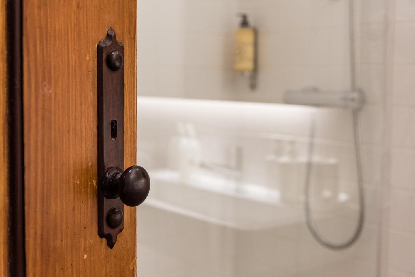 Guestready - Cedofeita Pool Suites Porto Kültér fotó