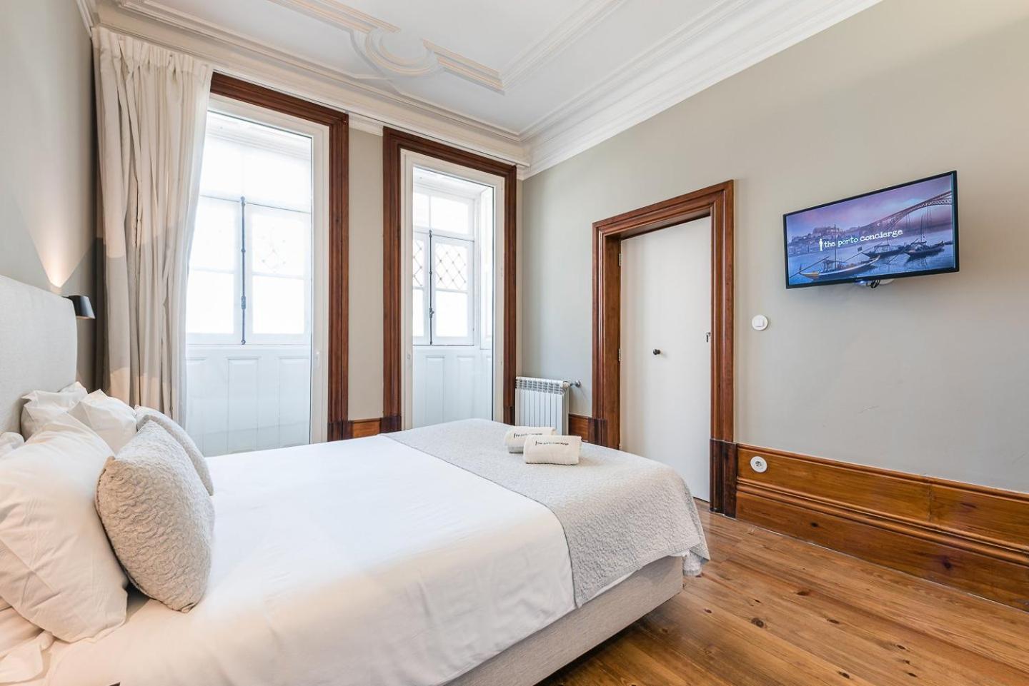 Guestready - Cedofeita Pool Suites Porto Kültér fotó