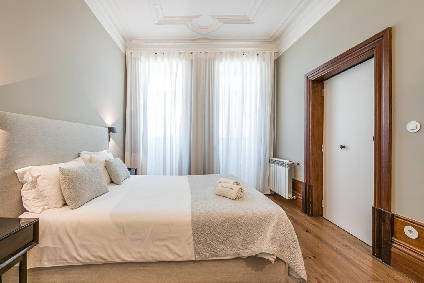 Guestready - Cedofeita Pool Suites Porto Kültér fotó