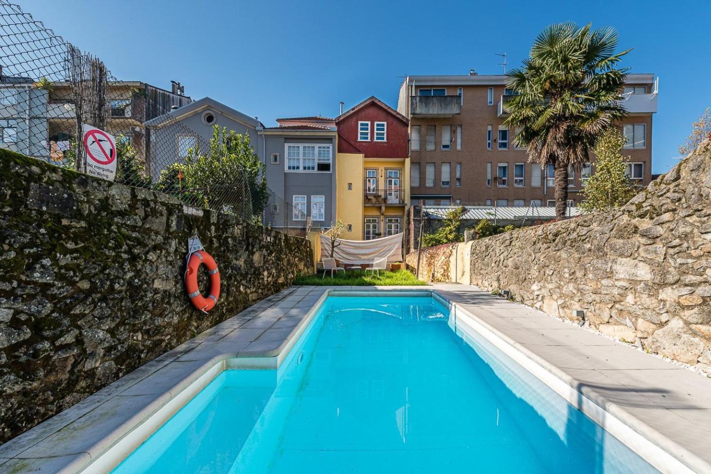 Guestready - Cedofeita Pool Suites Porto Kültér fotó