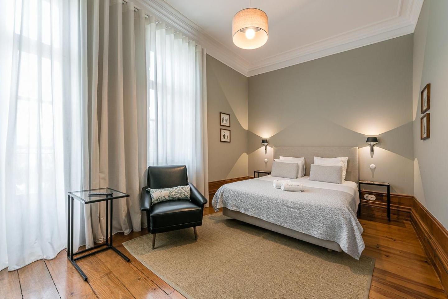 Guestready - Cedofeita Pool Suites Porto Kültér fotó