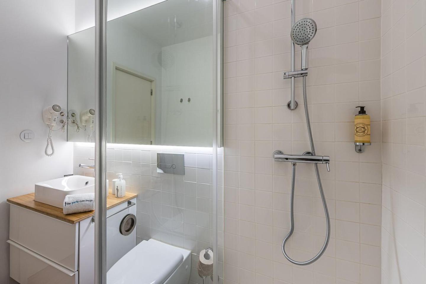 Guestready - Cedofeita Pool Suites Porto Kültér fotó