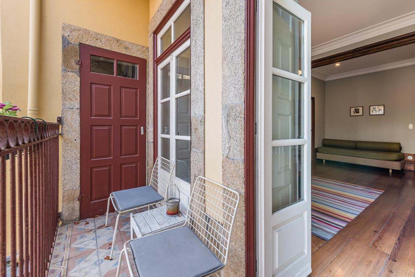Guestready - Cedofeita Pool Suites Porto Kültér fotó