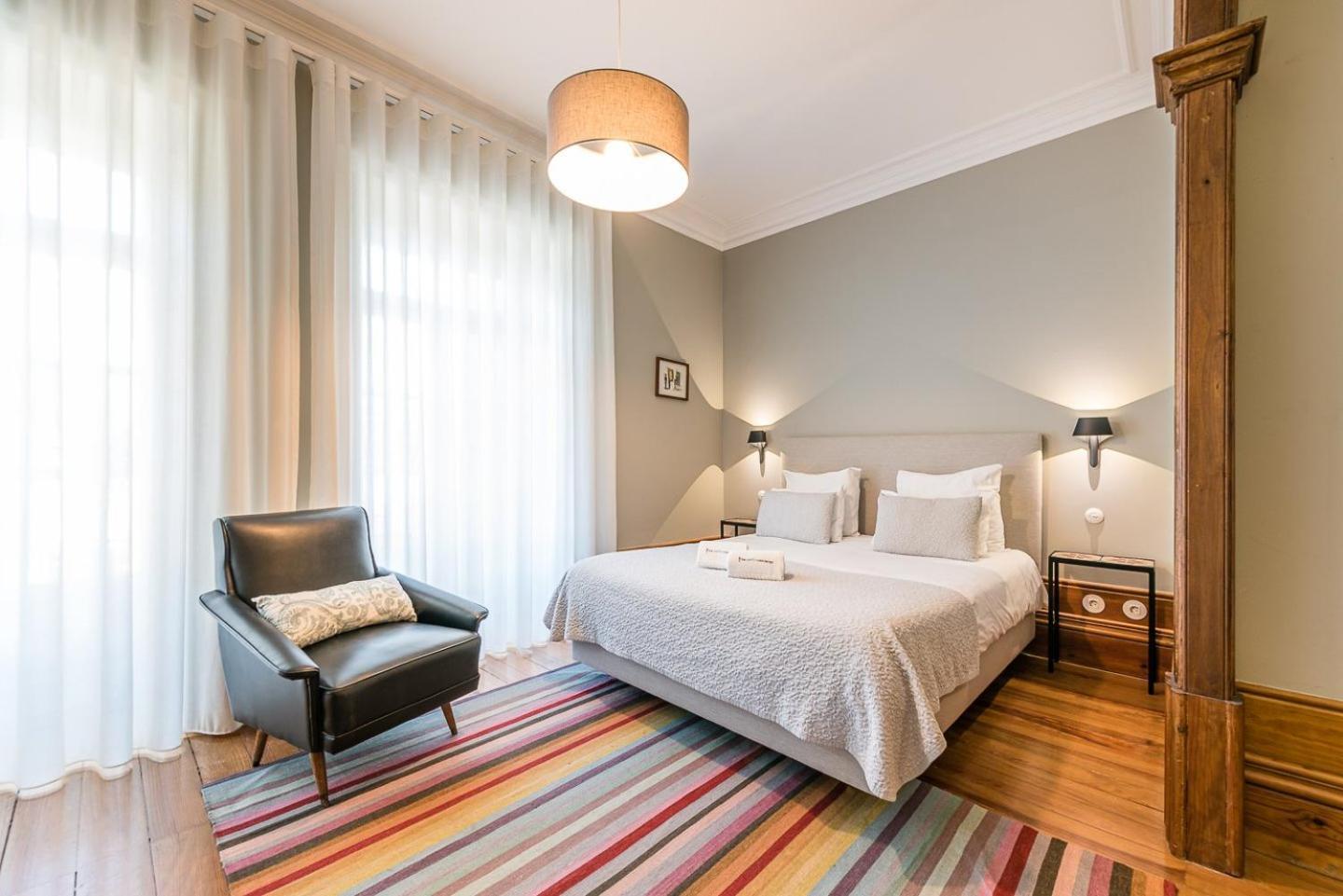 Guestready - Cedofeita Pool Suites Porto Kültér fotó