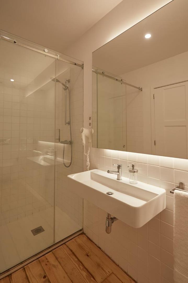Guestready - Cedofeita Pool Suites Porto Kültér fotó